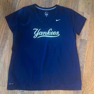 New York Yankees NIKE T-shirt